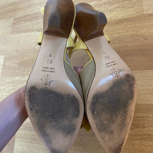 ✨Nanette Lepore Tan Yellow Heels✨ - Picture 7 of 9